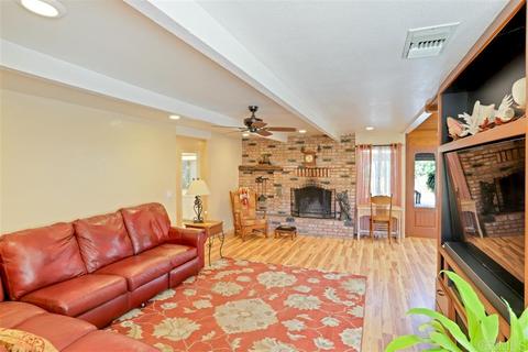1082 Beverly Dr, Vista, CA 92084 photo 5
