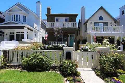 831 C Ave, Coronado, CA 92118 photo 2