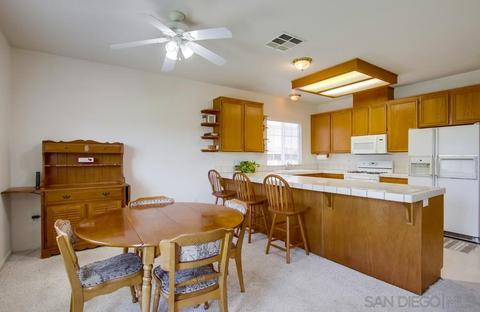 1134 Farview Ct, El Cajon, CA 92021 photo 5
