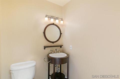4558 Lambeth Ct, Carlsbad, CA 92010 photo 9