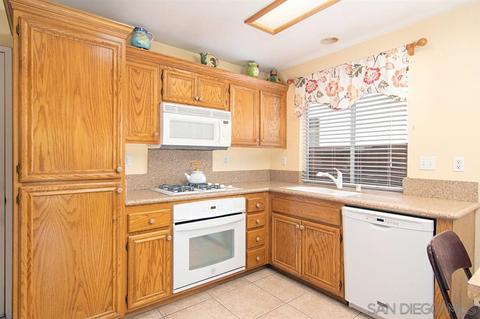 130 Rock Glen Way, Santee, CA 92071 photo 12
