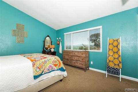 1389 Crestview Dr, Oceanside, CA 92056 photo 14