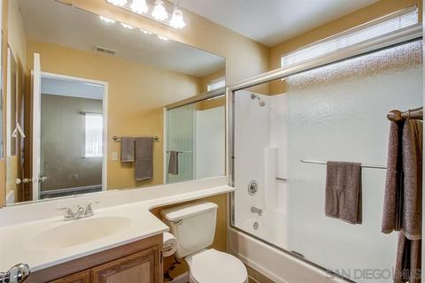 2373 Kings View Cir, Spring Valley, CA 91977 photo 16