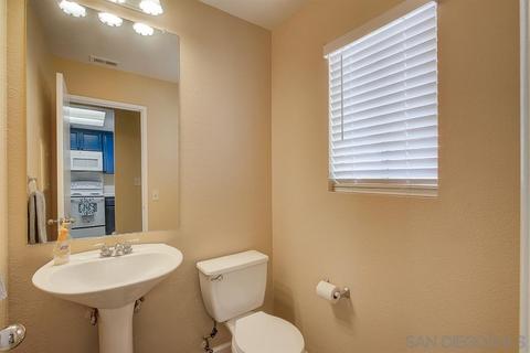 2373 Kings View Cir, Spring Valley, CA 91977 photo 9