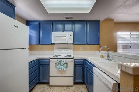 2373 Kings View Cir, Spring Valley, CA 91977 photo 5