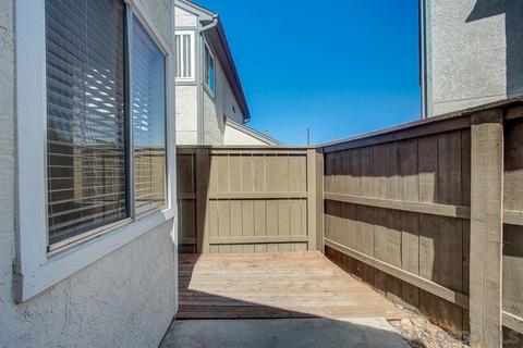 2373 Kings View Cir, Spring Valley, CA 91977 photo 18