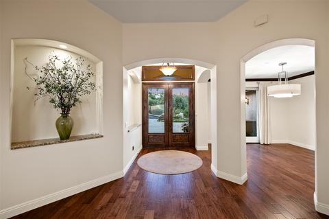 555 Bear View Way, Alpine, CA 91901 photo 2