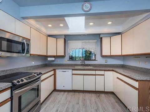 345 E Felicita Ave, Escondido, CA 92025 photo 6