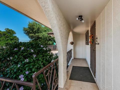345 E Felicita Ave, Escondido, CA 92025 photo 3