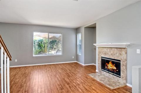 484 Dakota Way, Oceanside, CA 92056 photo 2
