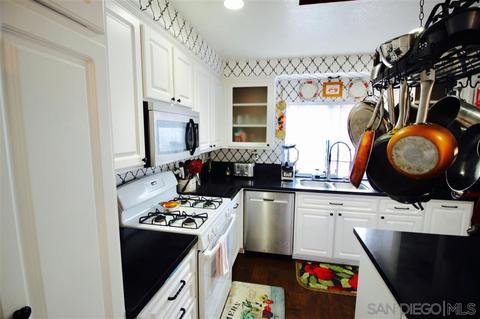 4450 San Joaquin St, Oceanside, CA 92057 photo 8