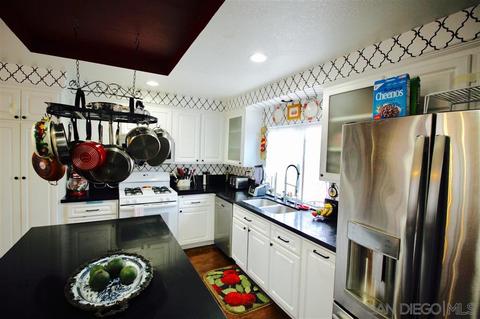 4450 San Joaquin St, Oceanside, CA 92057 photo 9
