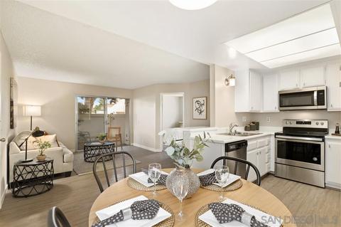 8803 Gilman Dr #A, La Jolla, CA 92037 photo 5