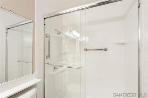 8803 Gilman Dr #A, La Jolla, CA 92037 photo 16
