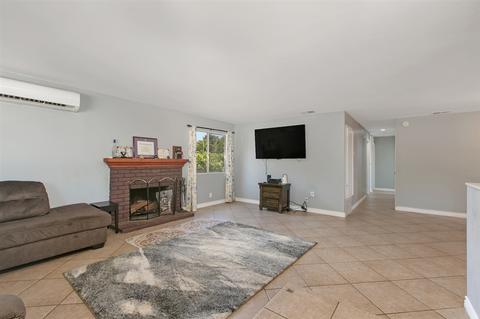 804 Cozy Ct, Fallbrook, CA 92028 photo 6