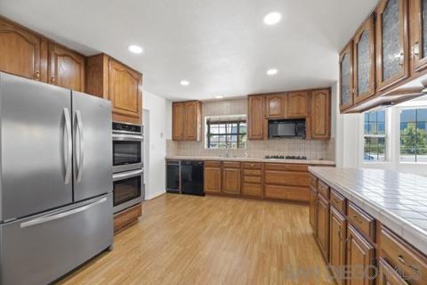 1922 Harmony Grove Rd, Escondido, CA 92029 photo 3