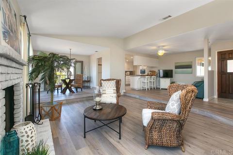 642 Cortez Ave, Vista, CA 92084 photo 5