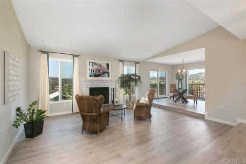 642 Cortez Ave, Vista, CA 92084 photo 4
