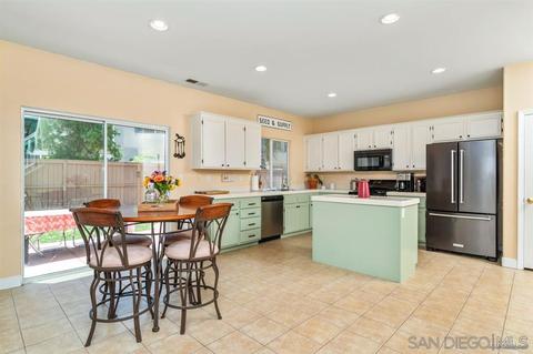 4305 Saddlehorn Way, Oceanside, CA 92057 photo 7