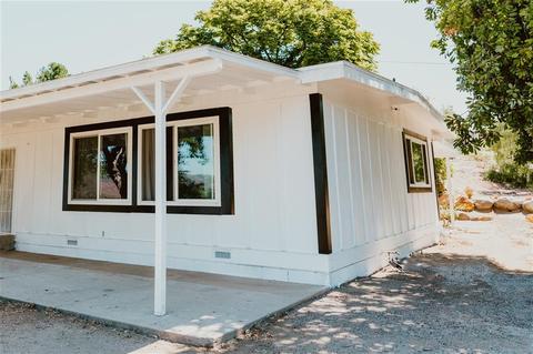 19523 Japatul Rd, Alpine, CA 91901 photo 2