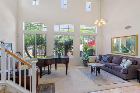 4704 Aliso Way, Oceanside, CA 92057 photo 2