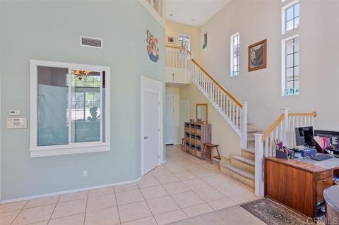 4704 Aliso Way, Oceanside, CA 92057 photo 3
