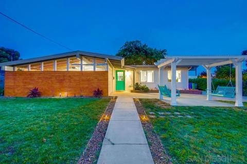 1003 Holly Ave, Imperial Beach, CA 91932 photo 1