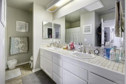 2305 Caringa Way #B, Carlsbad, CA 92009 photo 17