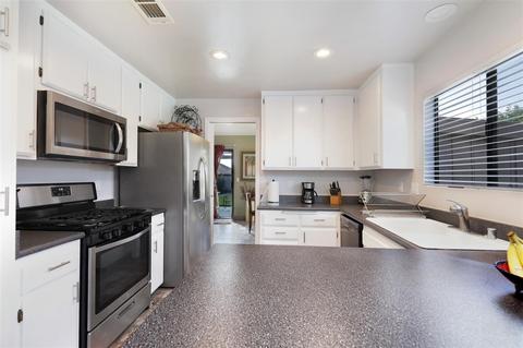 1336 Broken Hitch Rd, Oceanside, CA 92056 photo 10