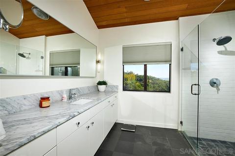 2255 Country Rd, Fallbrook, CA 92028 photo 10