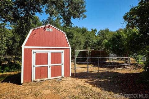 2255 Country Rd, Fallbrook, CA 92028 photo 19