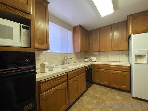 9033 Orville St, Spring Valley, CA 91977 photo 6