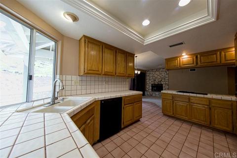 24554 Pappas Rd, Ramona, CA 92065 photo 3