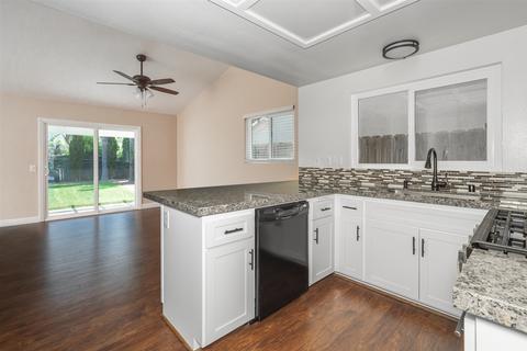 10225 Julio Pl, Santee, CA 92071 photo 5
