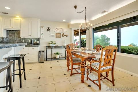 11175 Meadow Glen Way E, Escondido, CA 92026 photo 10