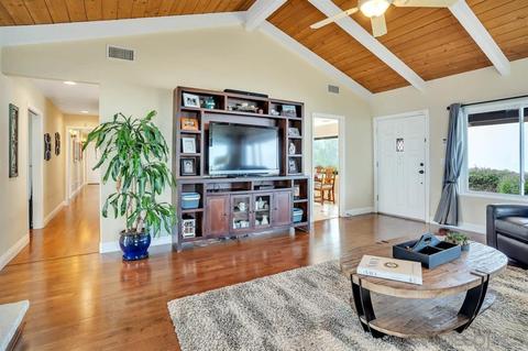 11175 Meadow Glen Way E, Escondido, CA 92026 photo 6