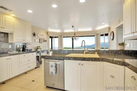 11175 Meadow Glen Way E, Escondido, CA 92026 photo 7