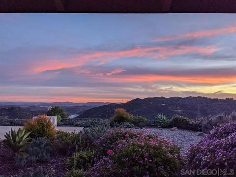 11175 Meadow Glen Way E, Escondido, CA 92026 photo 25