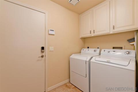 1563 Golfcrest Pl, Vista, CA 92081 photo 21