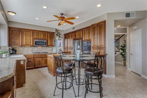5221 Palmera Dr, Oceanside, CA 92056 photo 6