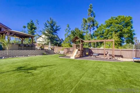 105 Scenic Dr, El Cajon, CA 92021 photo 25