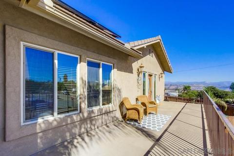105 Scenic Dr, El Cajon, CA 92021 photo 3