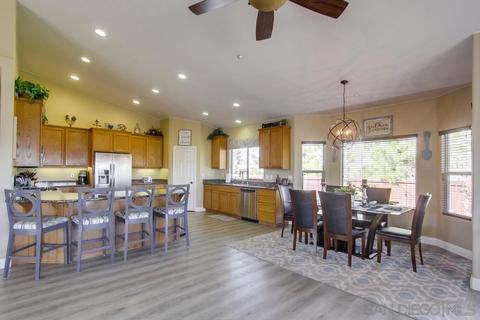 105 Scenic Dr, El Cajon, CA 92021 photo 10