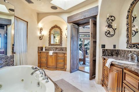 5851 Soledad Mountain Rd, La Jolla, CA 92037 photo 15