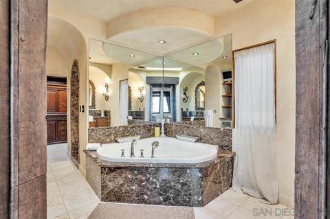 5851 Soledad Mountain Rd, La Jolla, CA 92037 photo 14