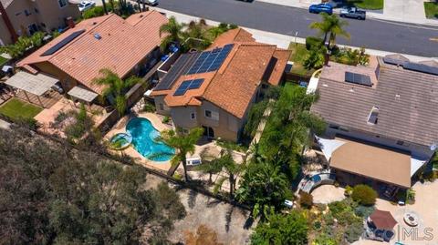 14483 Crestwood Ave, Poway, CA 92064 photo 2