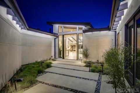 5780 Rutgers Rd, La Jolla, CA 92037 photo 2