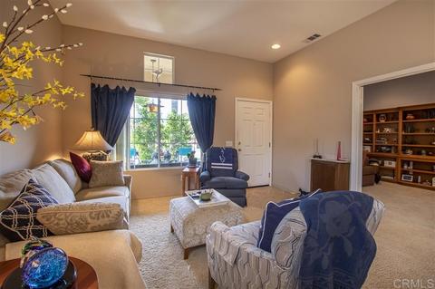 3971 Escala Cv, Oceanside, CA 92058 photo 6