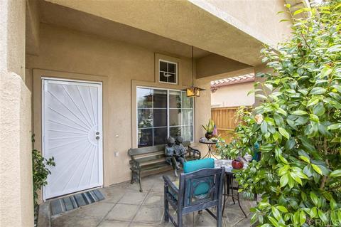 3971 Escala Cv, Oceanside, CA 92058 photo 3