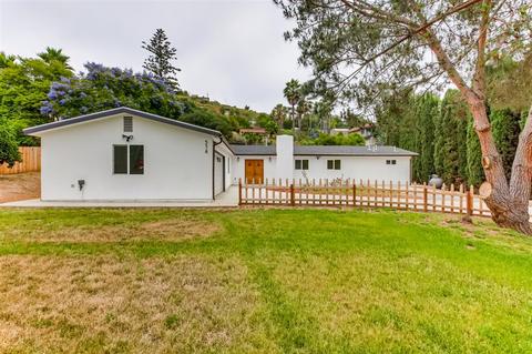 514 Valley Dr, Vista, CA 92084 photo 3